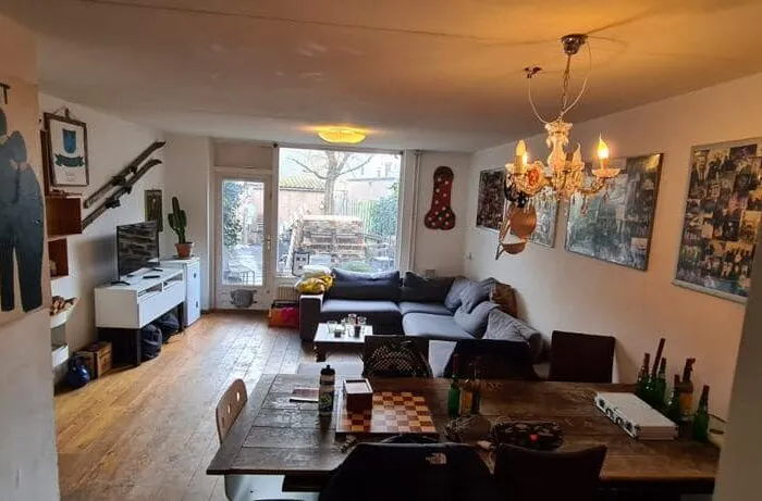 Interieur met diner